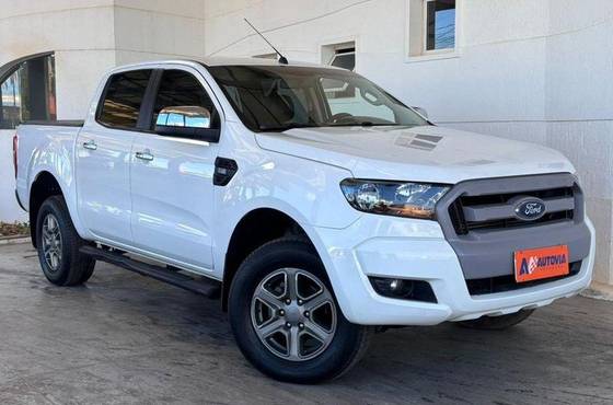 FORD RANGER 2.2 XLS 4X2 CD 16V DIESEL 4P MANUAL